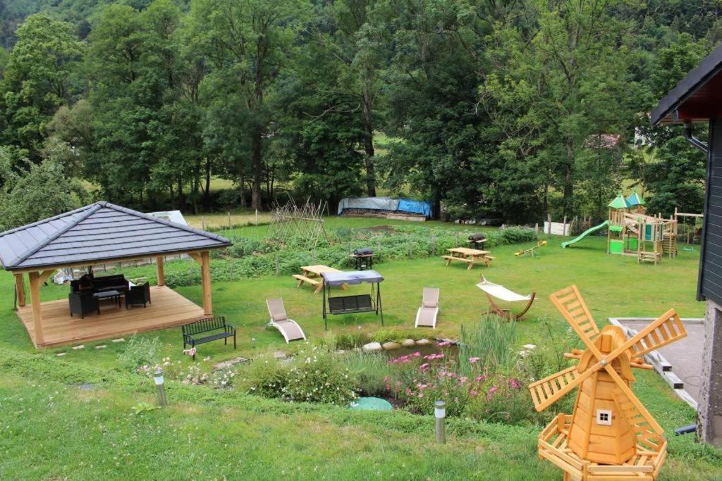 La Ferme De Rochesson, Jacuzzis & Piscine Commune المظهر الخارجي الصورة